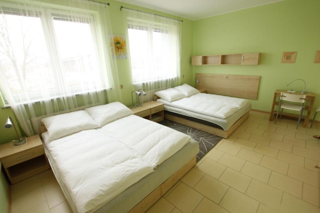 Standard Delegacyjny Bed & Breakfast Dąbrowa Górnicza Oda fotoğraf